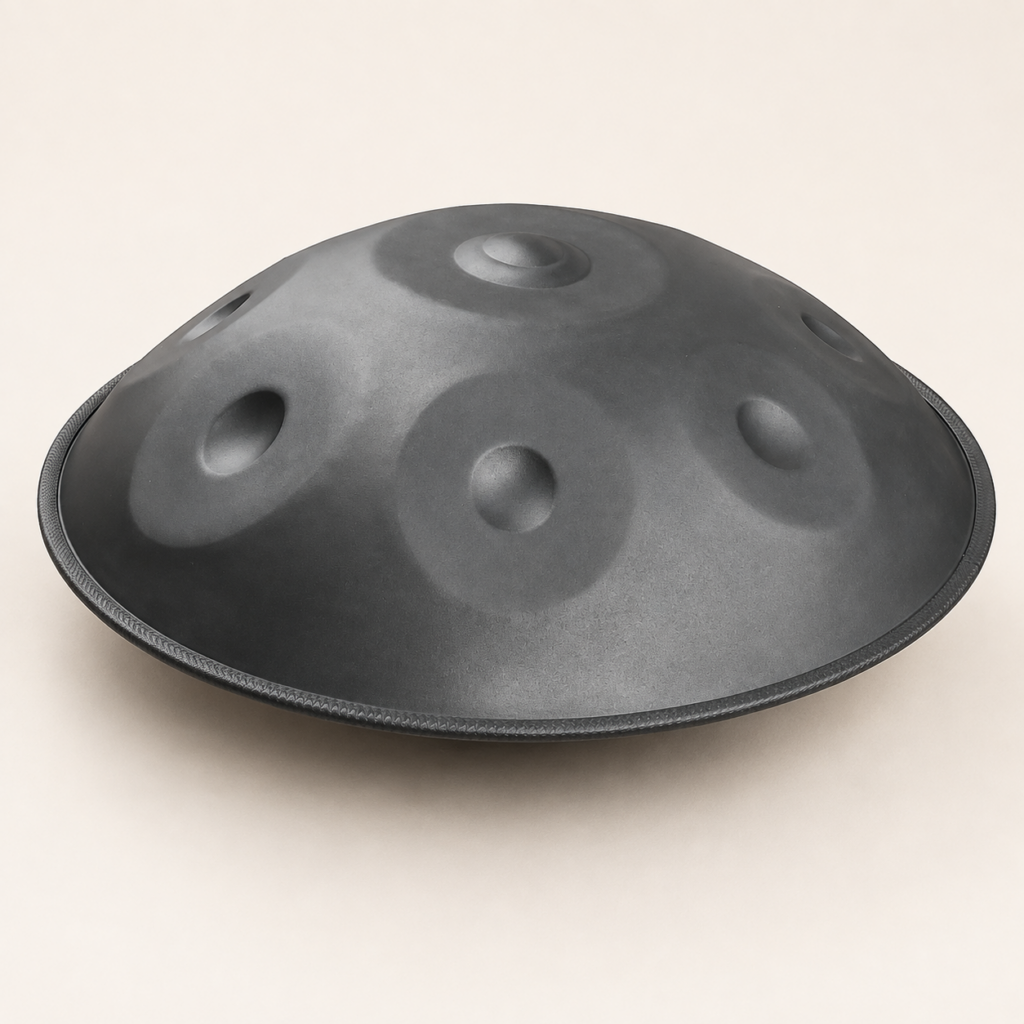 Handpan utilizado en sesiones de limpieza y armonización sonora.